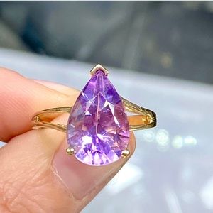 10k Yellow Gold 5 Carat Pear Shape Amethyst Ring